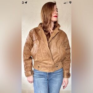 Women's Tan Leather Jacket Size Medium EUC